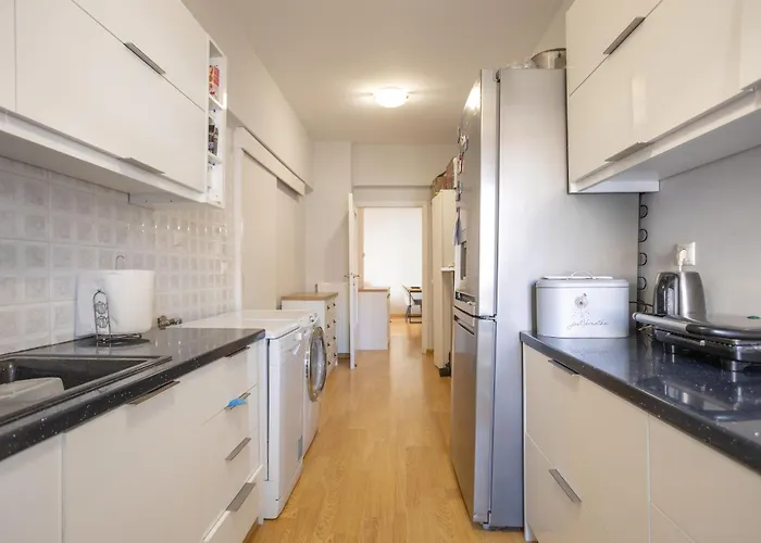 Cozy 50m To Beach, 5min Walk To Old Town