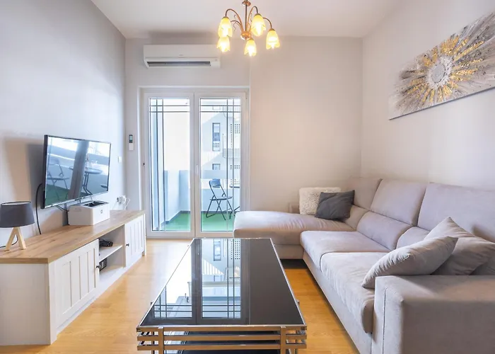 Cozy 50m To Beach, 5min Walk To Old Town